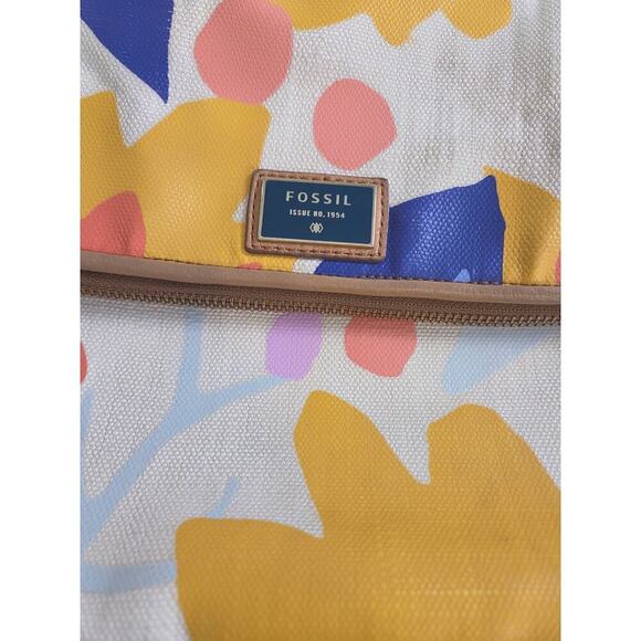 Fossil Preston Flapover Multicolor Floral Canvas Leather Trim Crossbody Handbag - Picture 3 of 7
